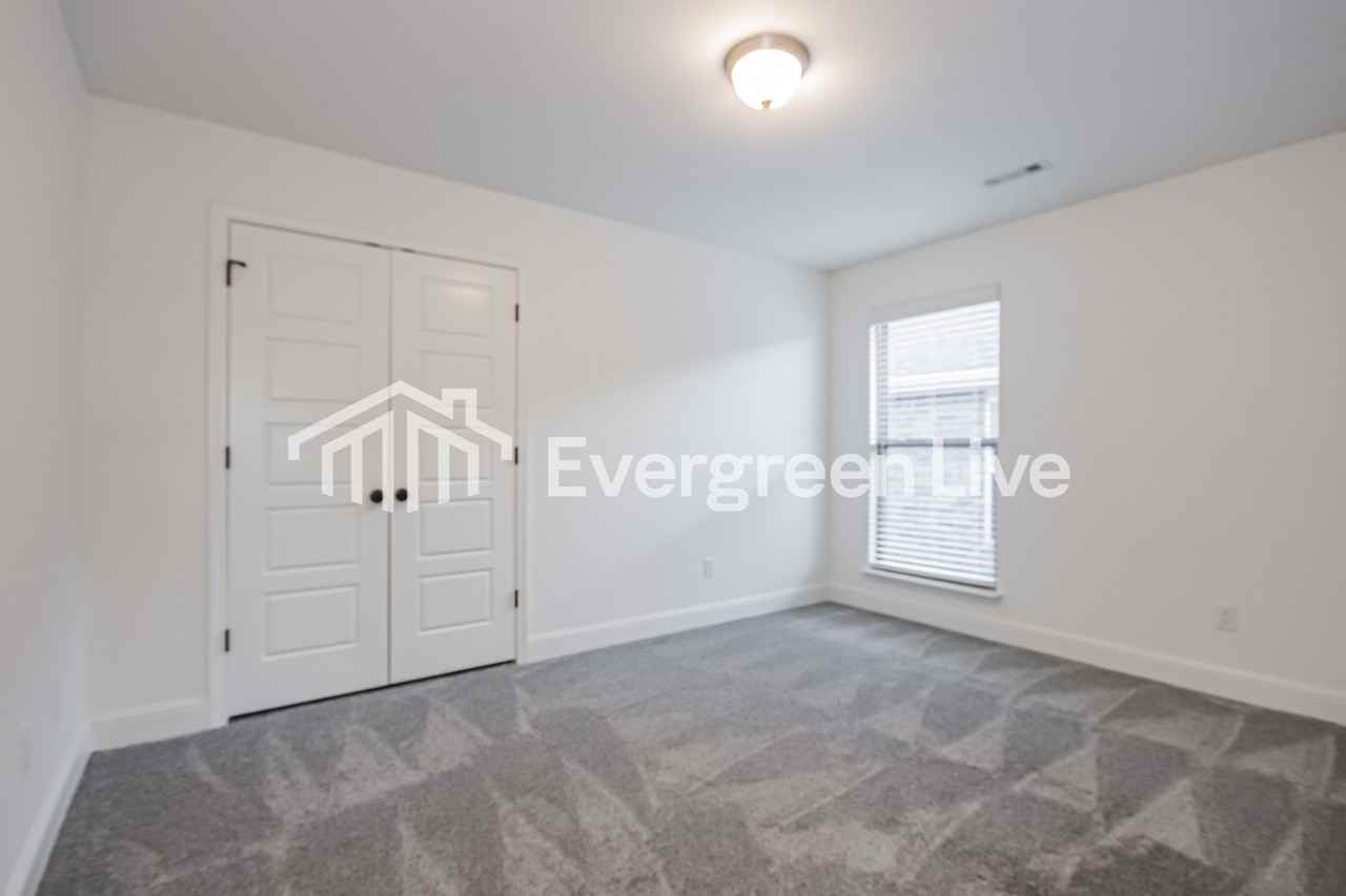 430 Nw 59 Ave - Photo 6 of 15