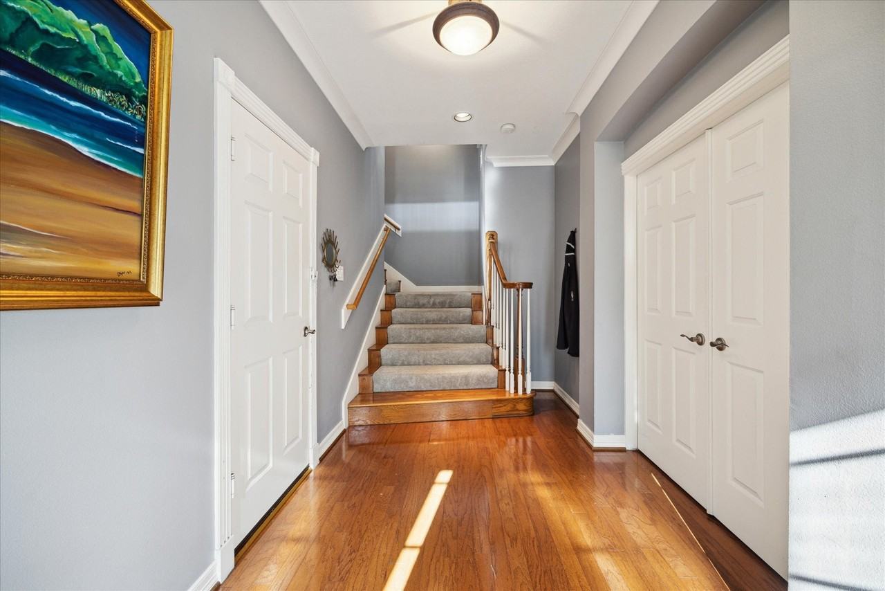 5403 Blossom St - Photo 3 of 17