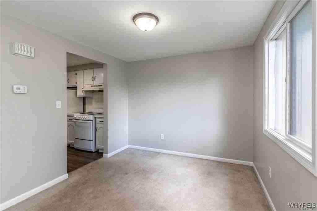 225 Charter Oaks Dr - Photo 7 of 21