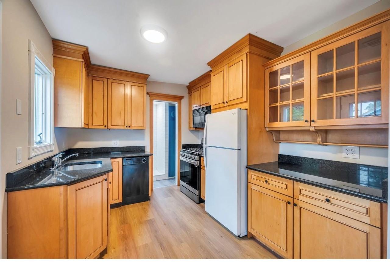 22 Forestview Dr - Photo 2 of 9