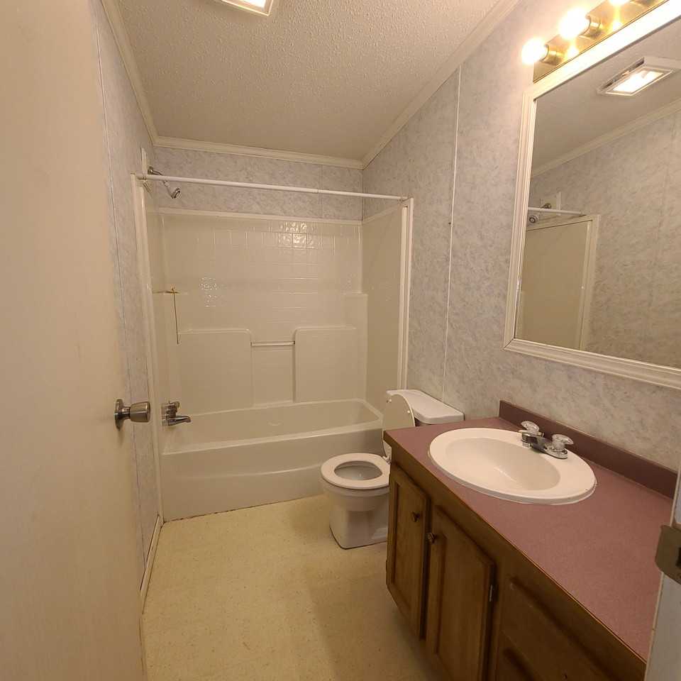 3238 Helton St - Photo 6 of 11