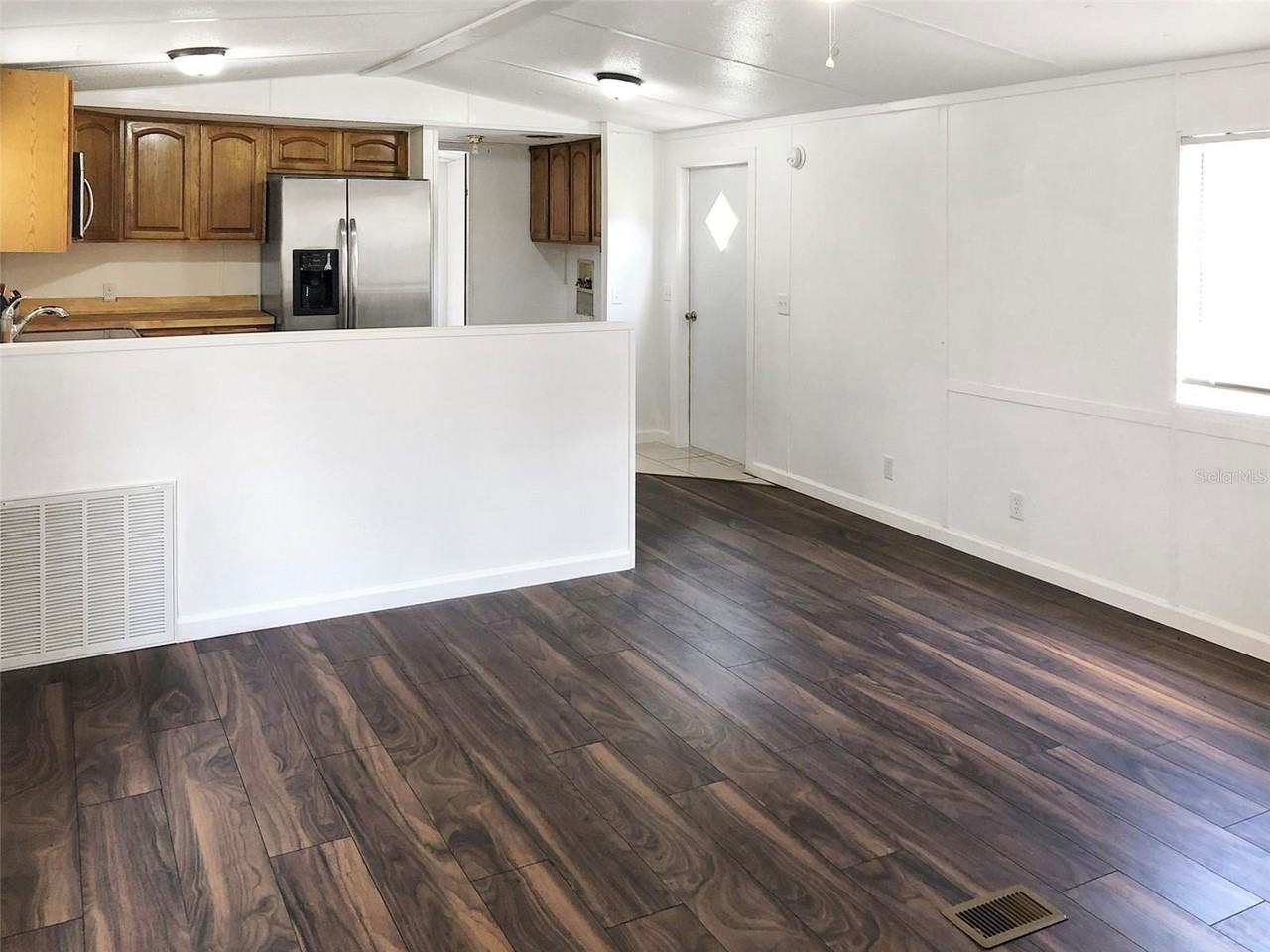 6352 Hartness Dr - Photo 6 of 16