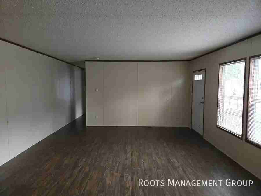 2800 Gemini St - Photo 3 of 11