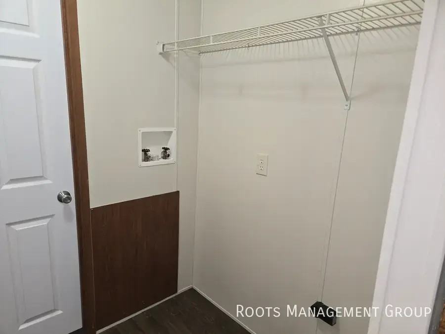 2800 Gemini St - Photo 4 of 11