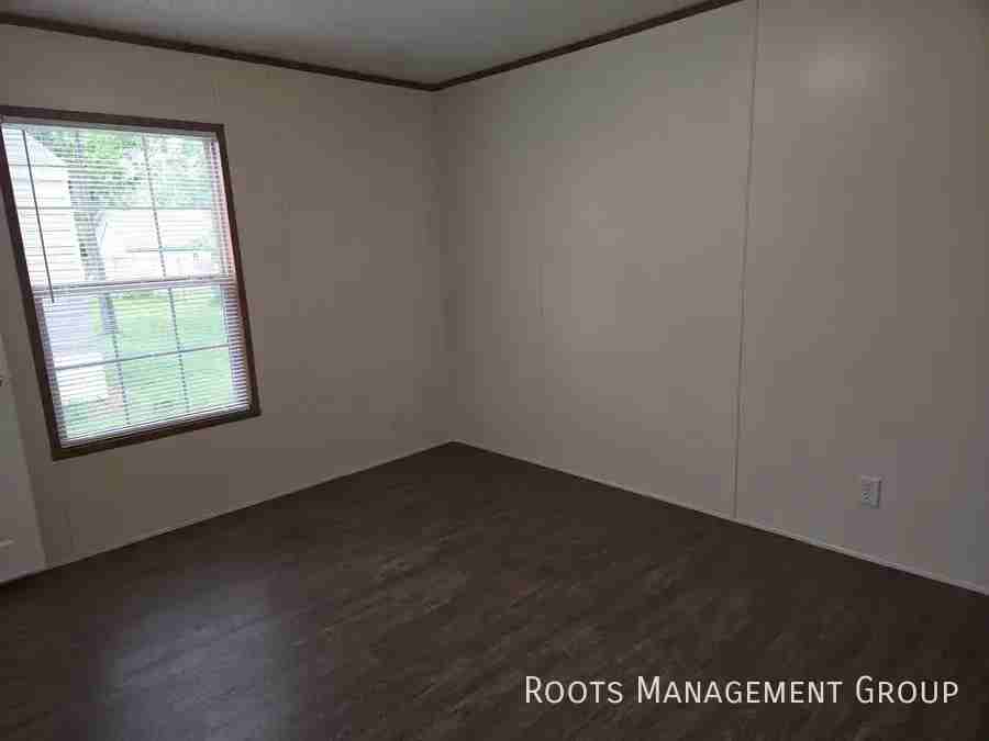 2800 Gemini St - Photo 5 of 11