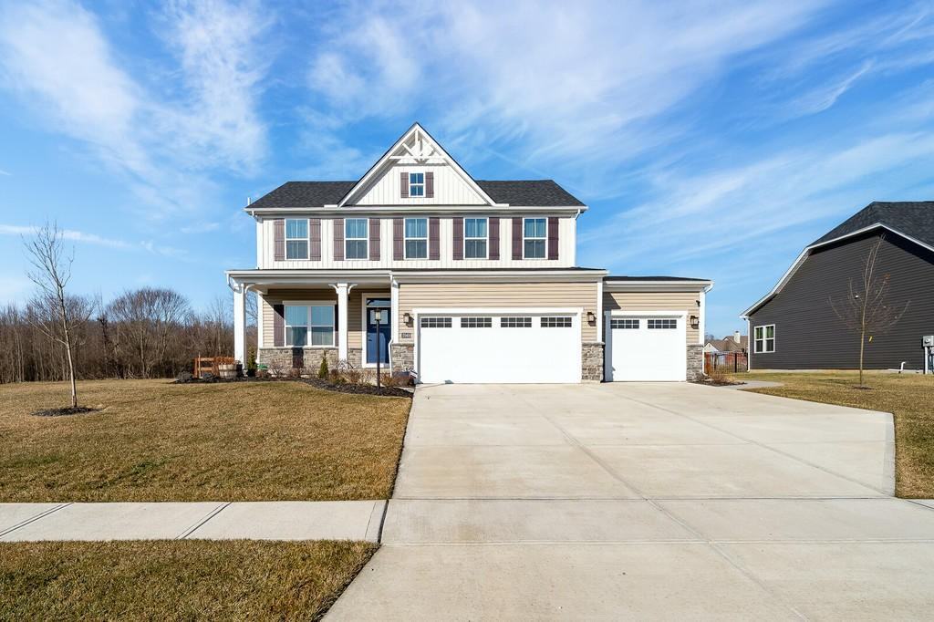 2049 Creswell Dr #NA - Photo 3 of 33