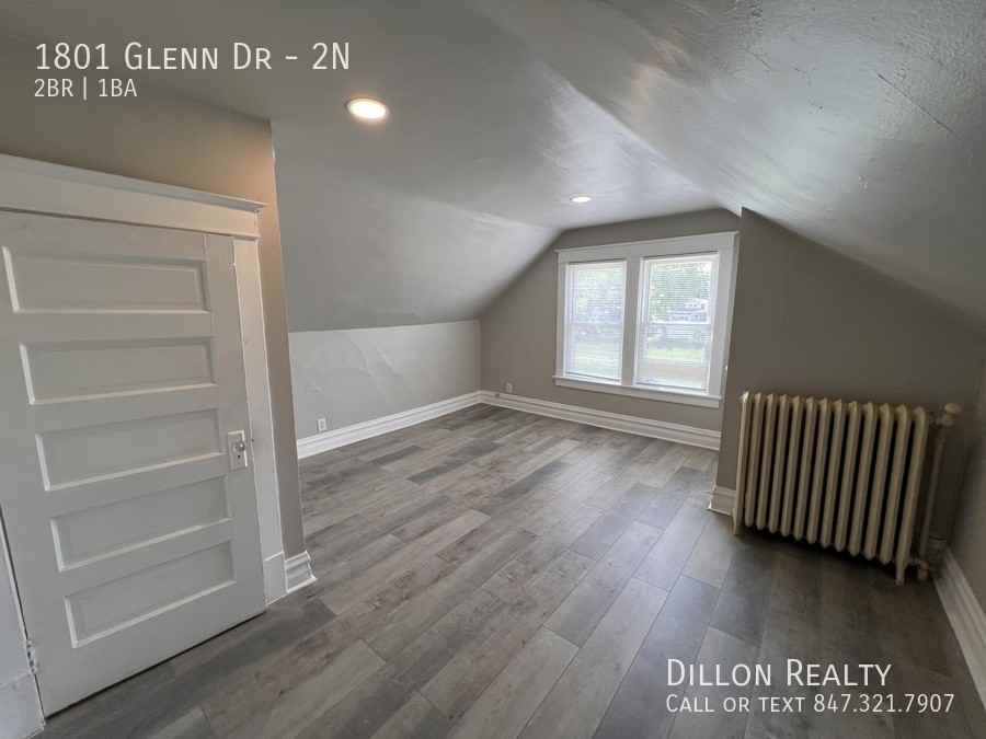 1801 Glenn Dr #2N - Photo 3 of 12