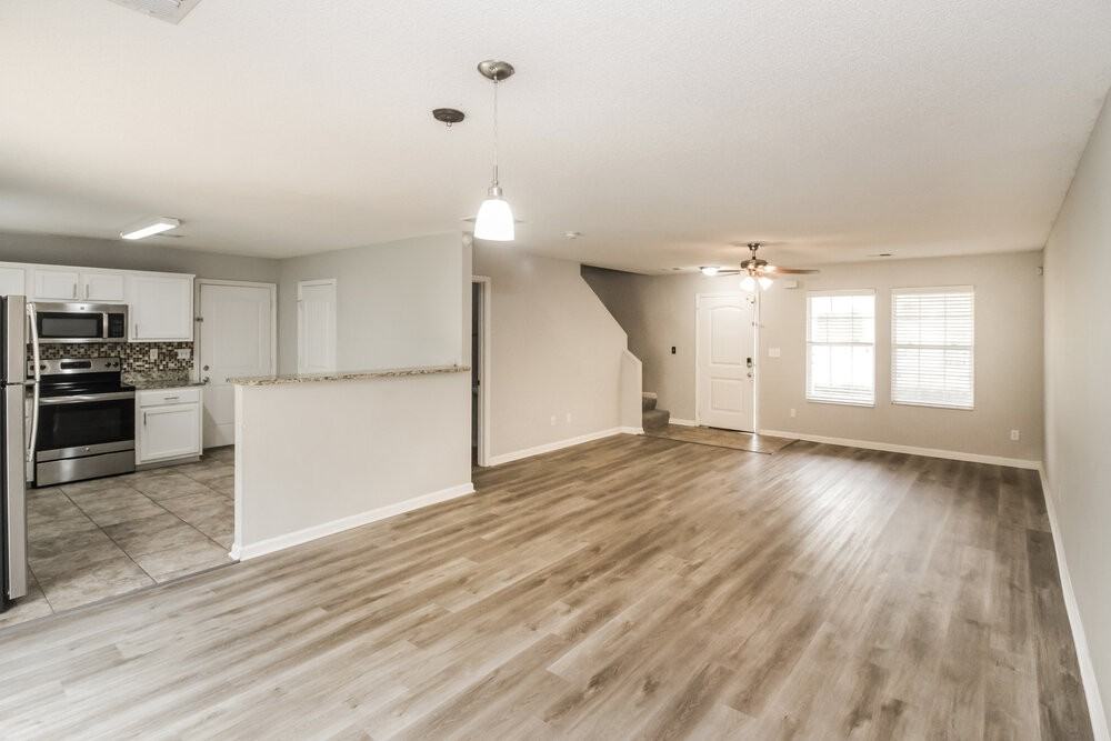 10027 Branley Oak Dr - Photo 6 of 17