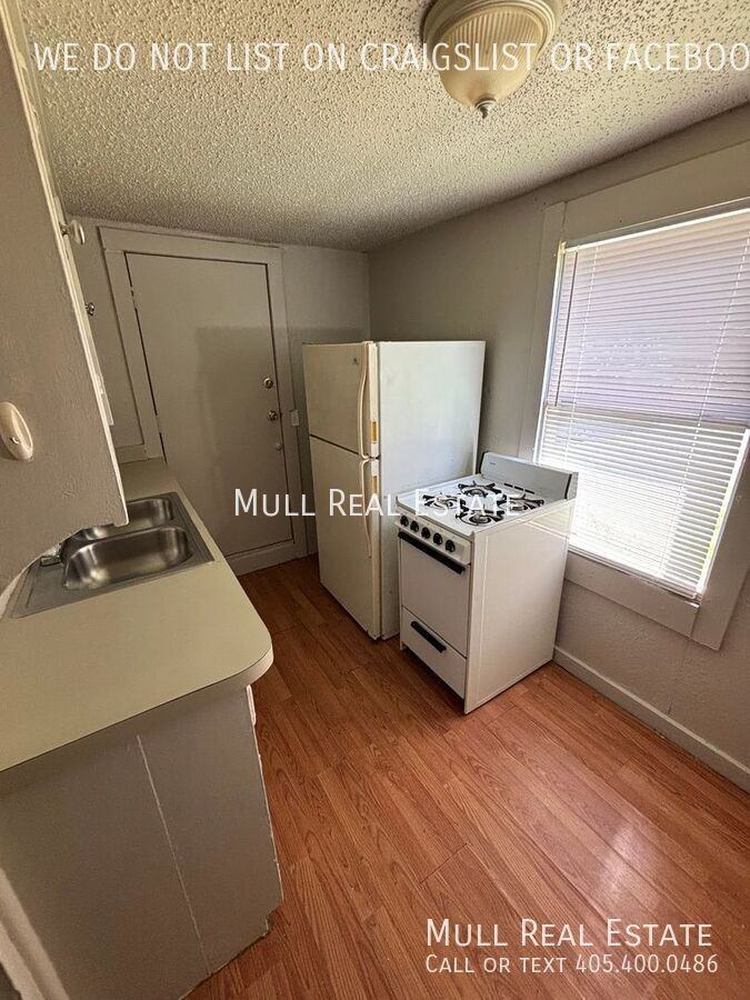 2822 1/2 Nw 13th St - Photo 3 of 8