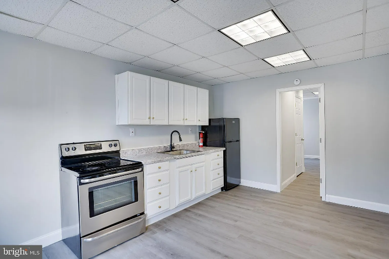 10 E Carroll St - Photo 7 of 7