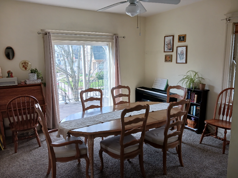 2461 Fairview Ave - Photo 2 of 13