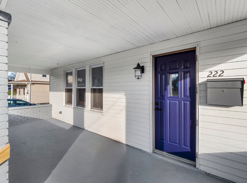 222 Penn Ave - Photo 3 of 14