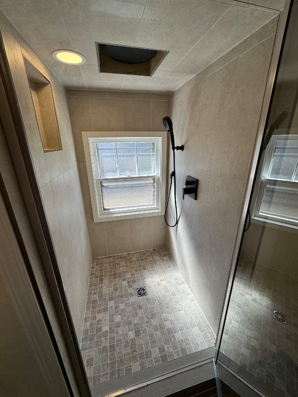 79 College St #3A - Photo 4 of 8