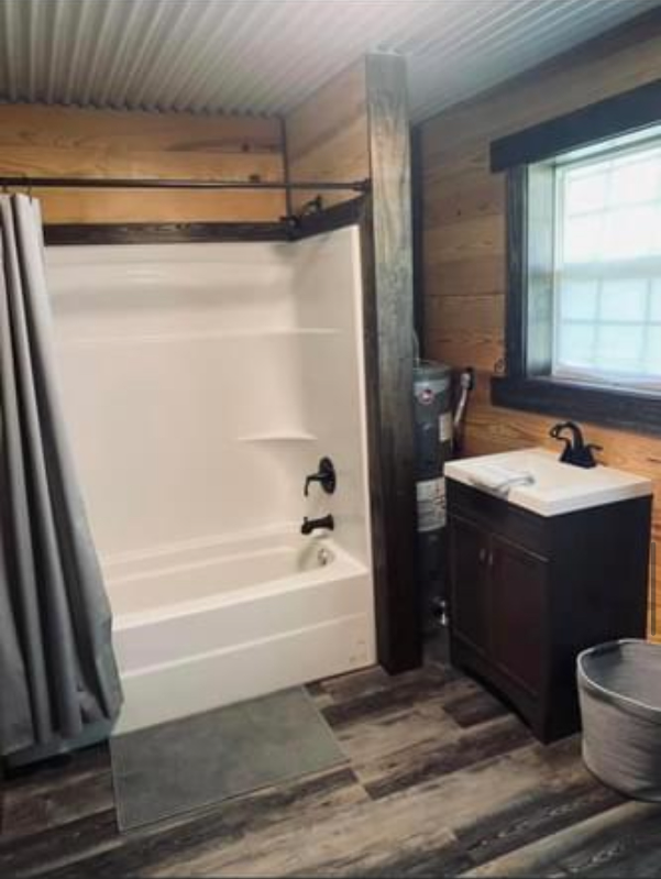 274 Marie St - Photo 2 of 12