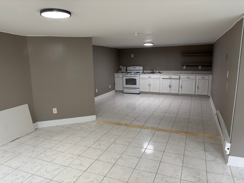 815 Hunter St - Photo 2 of 8