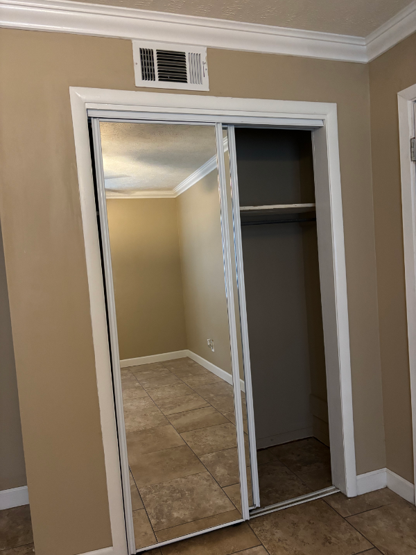 108 Roosevelt St #B - Photo 5 of 10