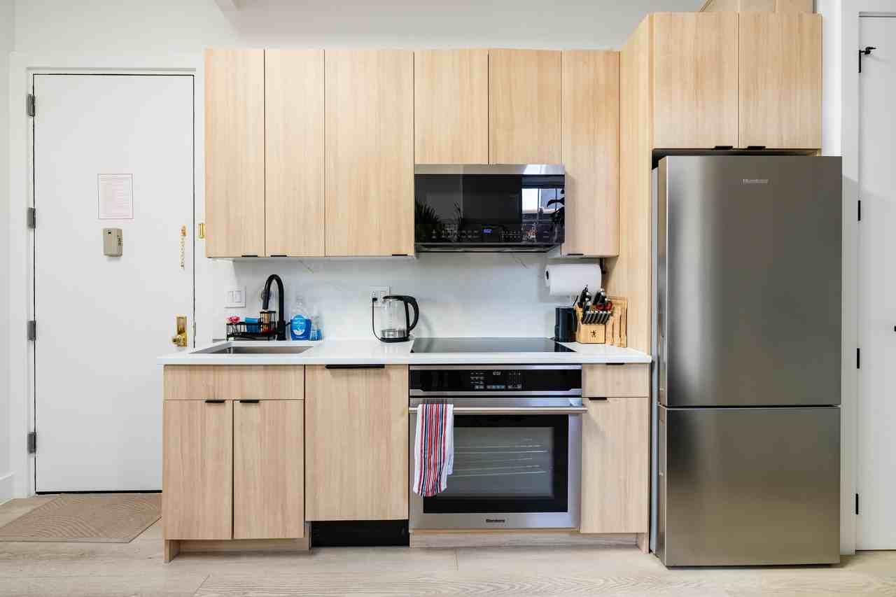 621 Vanderbilt Avenue #4 - Photo 3 of 20