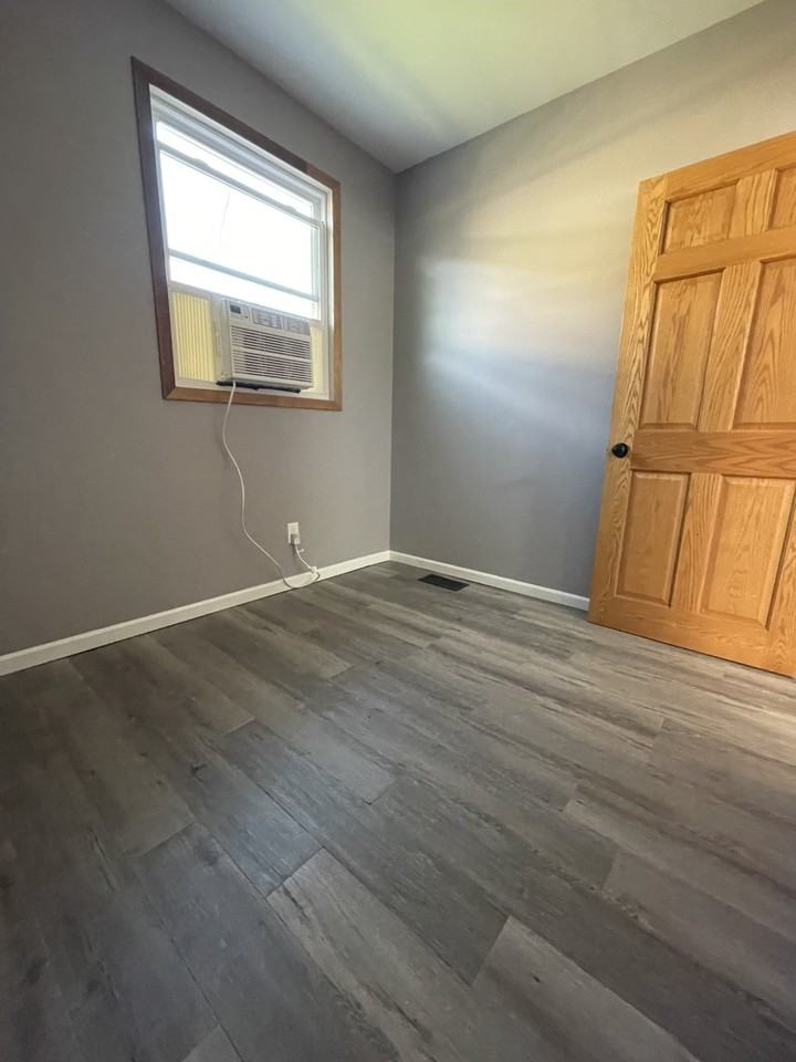 321 9th St S #NA - Photo 3 of 20