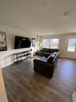 featured image of 295 Phoenix Dr #1