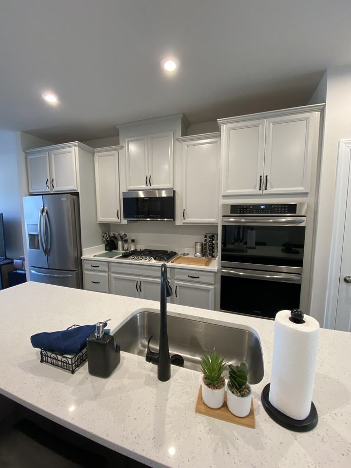 295 Phoenix Dr #1 - Photo 7 of 15