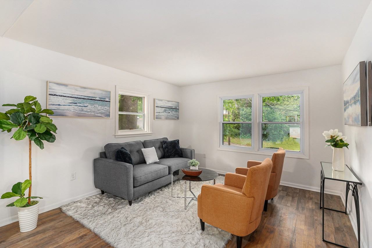 3181 Pennington Circle Southwest - Photo 3 of 7