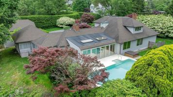 featured image of 680 Weed St