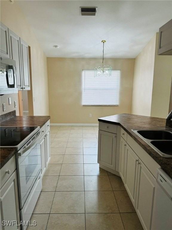 2732 Ne 7th Pl - Photo 6 of 22