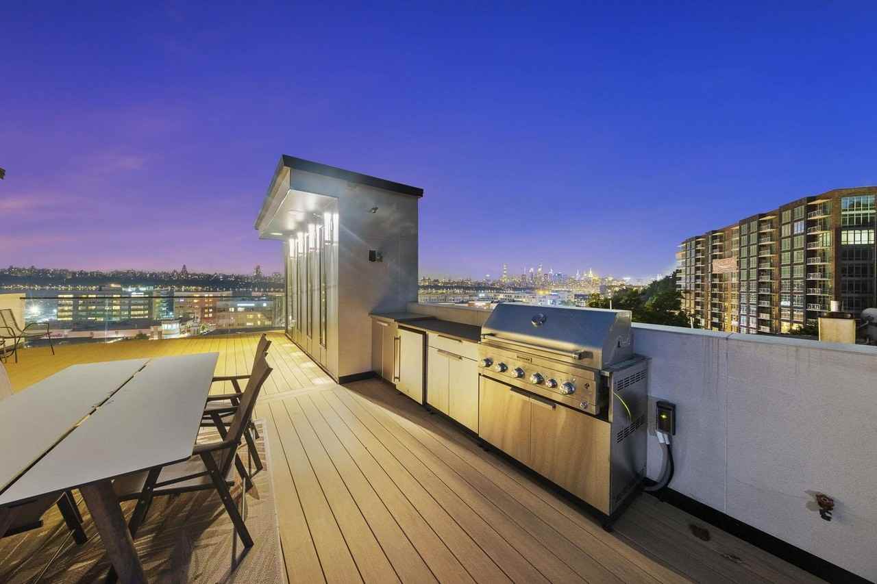 8824 Churchill Road - Photo 4 of 50