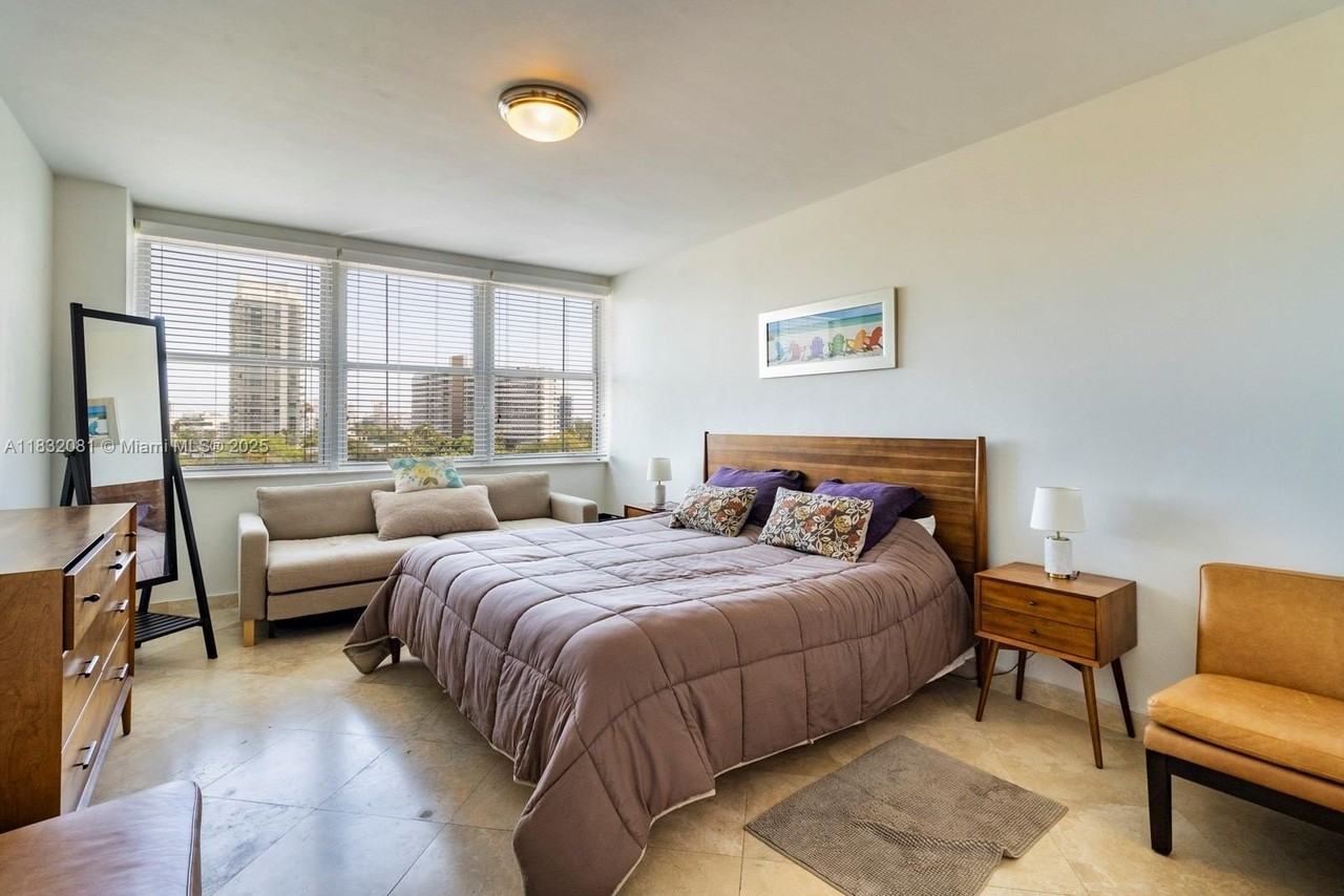 3 Island Ave #07C - Photo 4 of 50