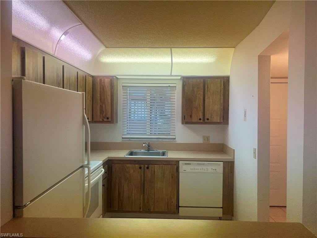 4306 27th Ct Sw #103 - Photo 6 of 21