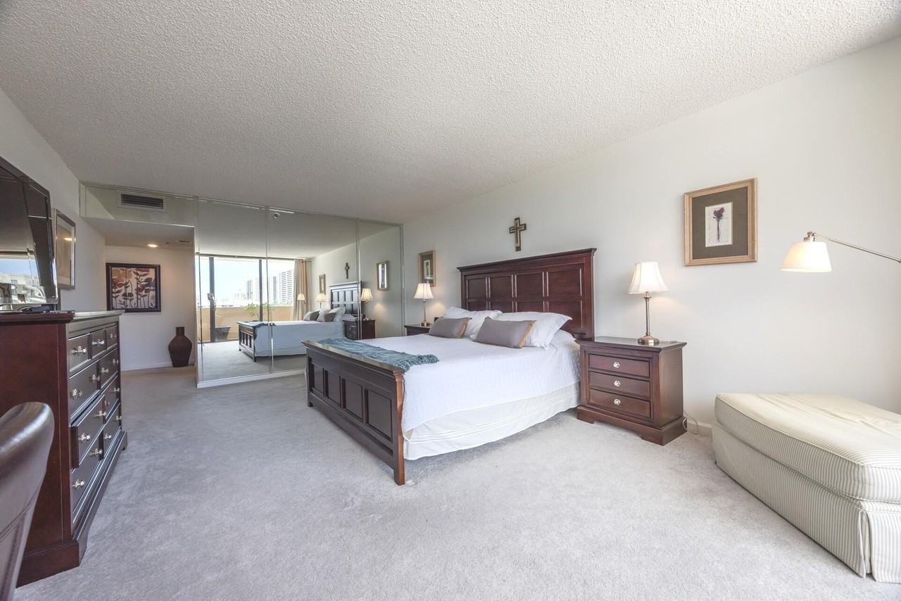 1401 South Ocean Boulevard #5030 - Photo 6 of 30