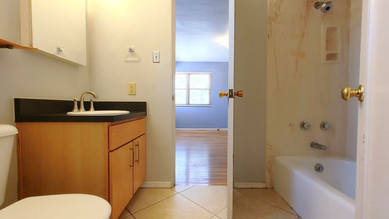 7910 Morrow Ave Ne - Photo 7 of 11