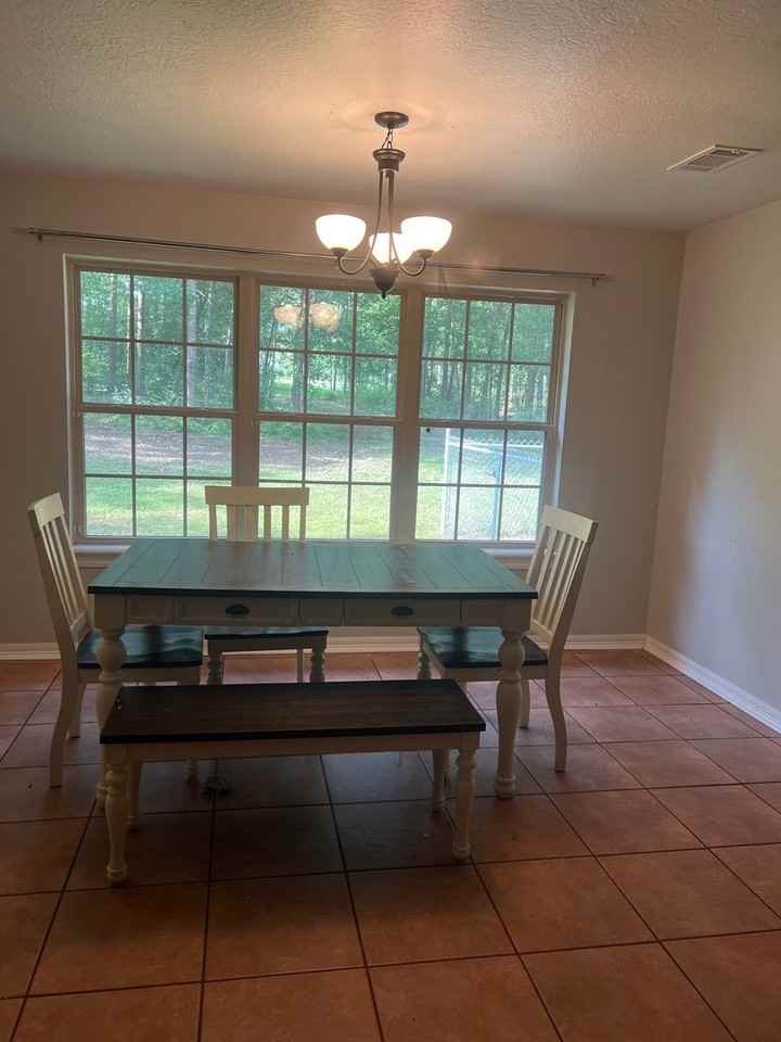 143 Hazel Ln - Photo 3 of 12