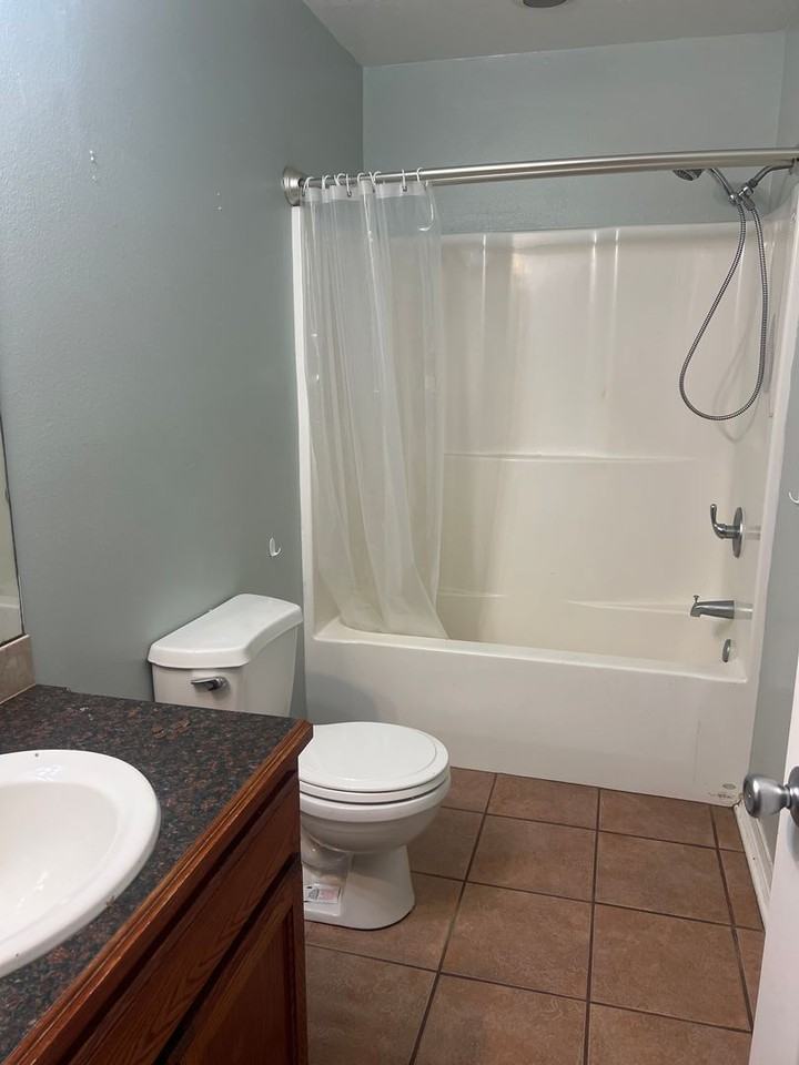 143 Hazel Ln - Photo 5 of 12