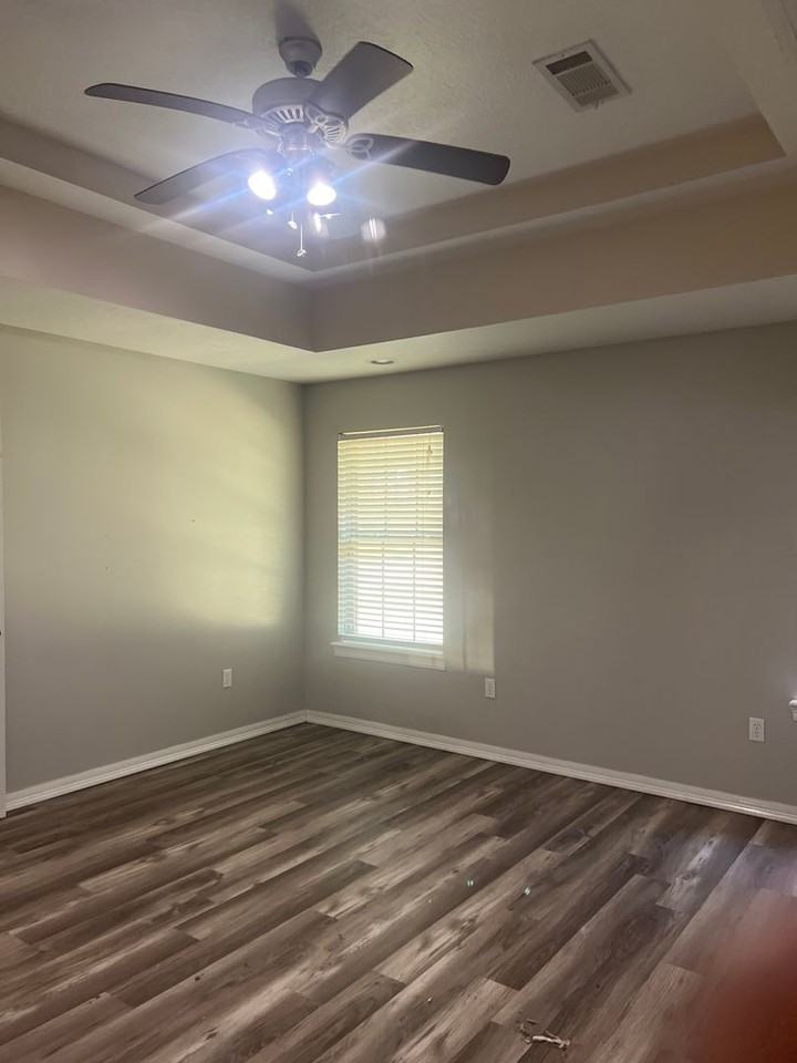 143 Hazel Ln - Photo 7 of 12