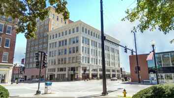 featured image of 500 Maine St