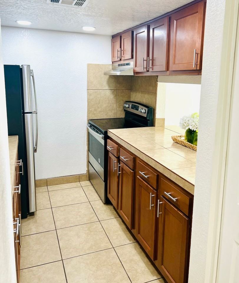 Arcadia Flats - Photo 3 of 15