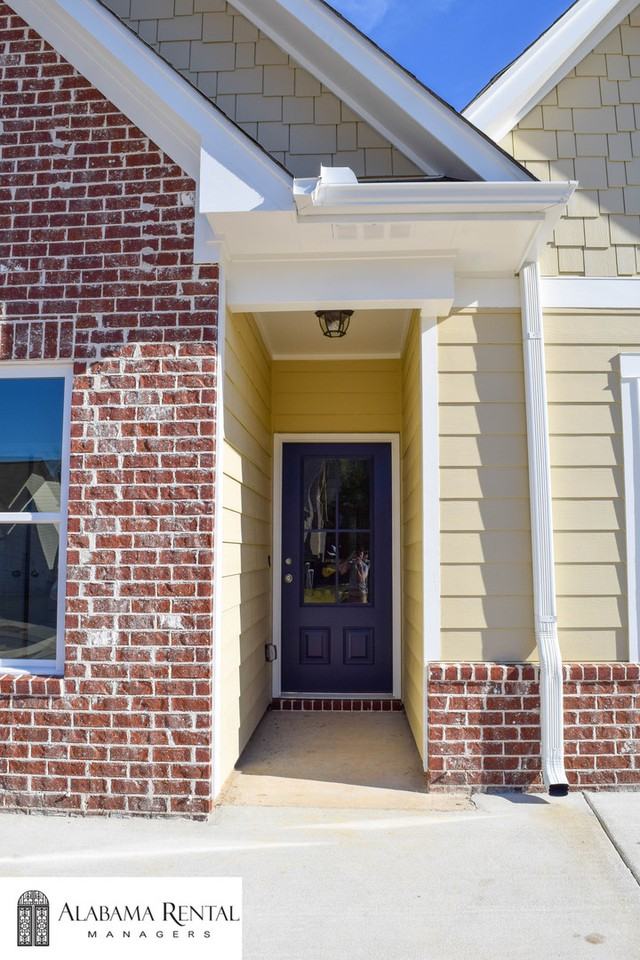 839 Kent Dr - Photo 2 of 16