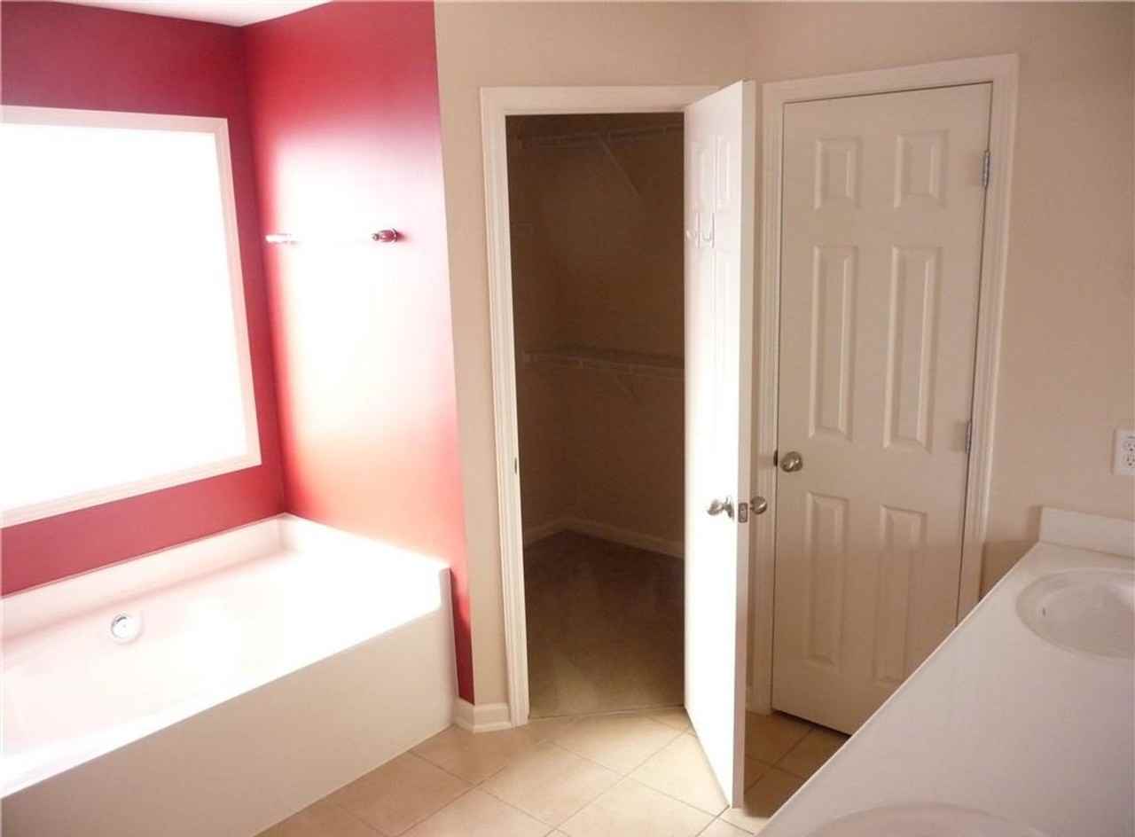 1939 Jenny Rd - Photo 7 of 12