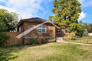 featured image of 1375 Locust St