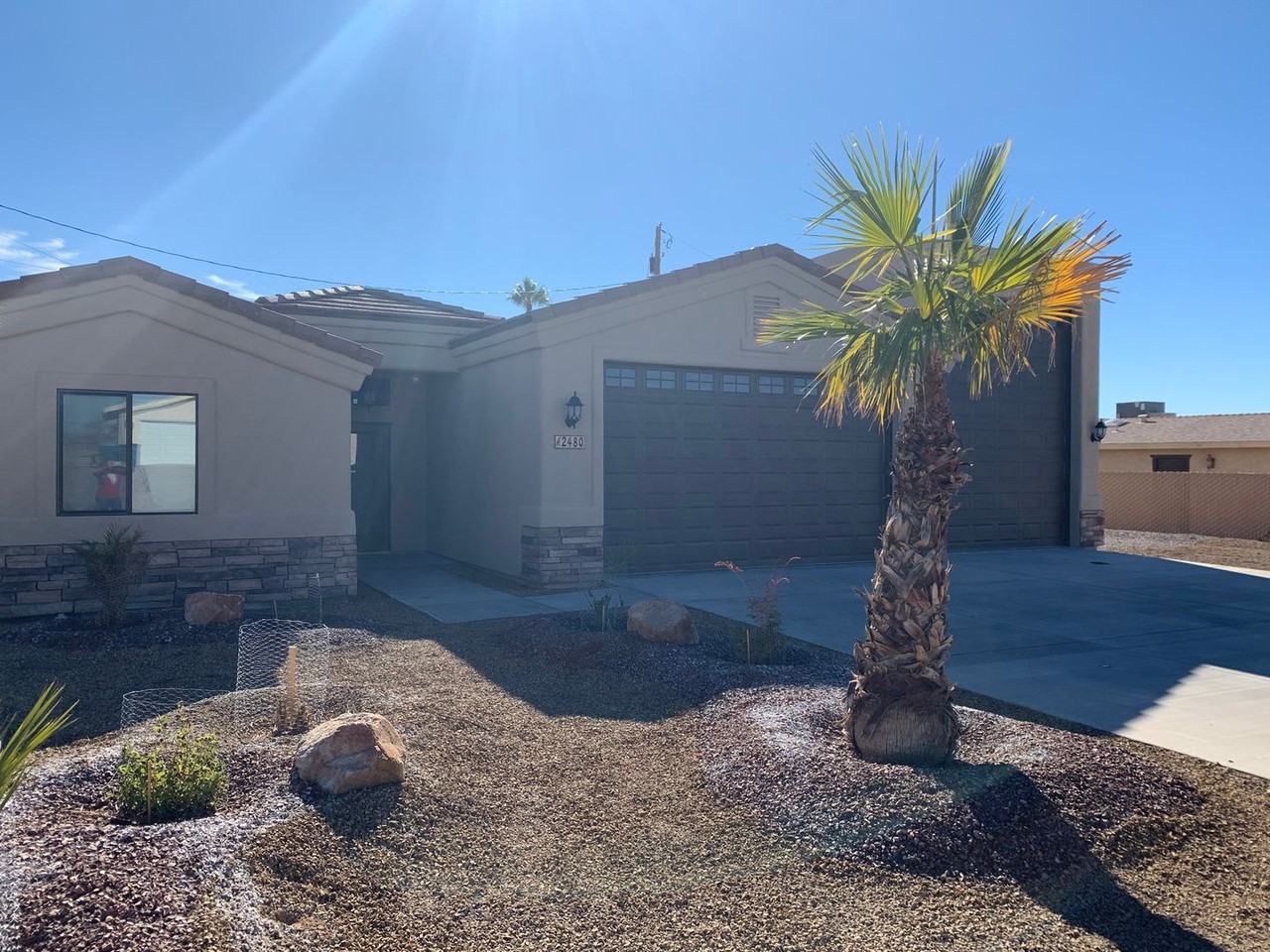 2480 Huntington Dr - Photo 2 of 27