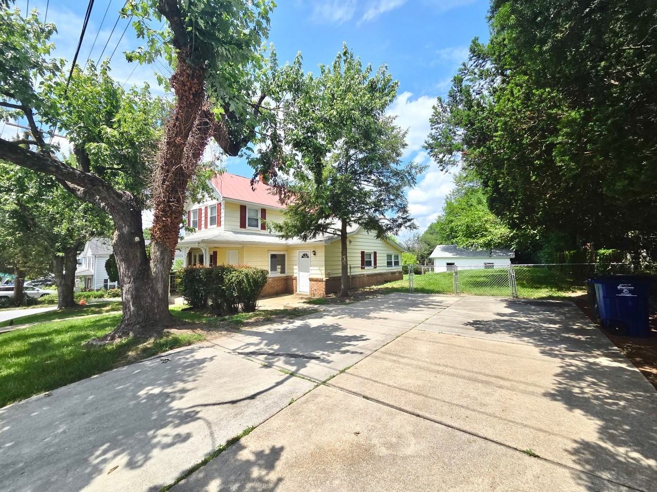 10154 High Ridge Rd - Photo 2 of 24