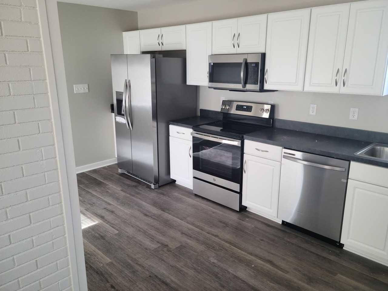 10725 Bethany Ridge Rd - Photo 4 of 8
