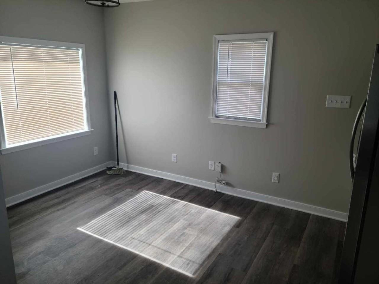 10725 Bethany Ridge Rd - Photo 5 of 8