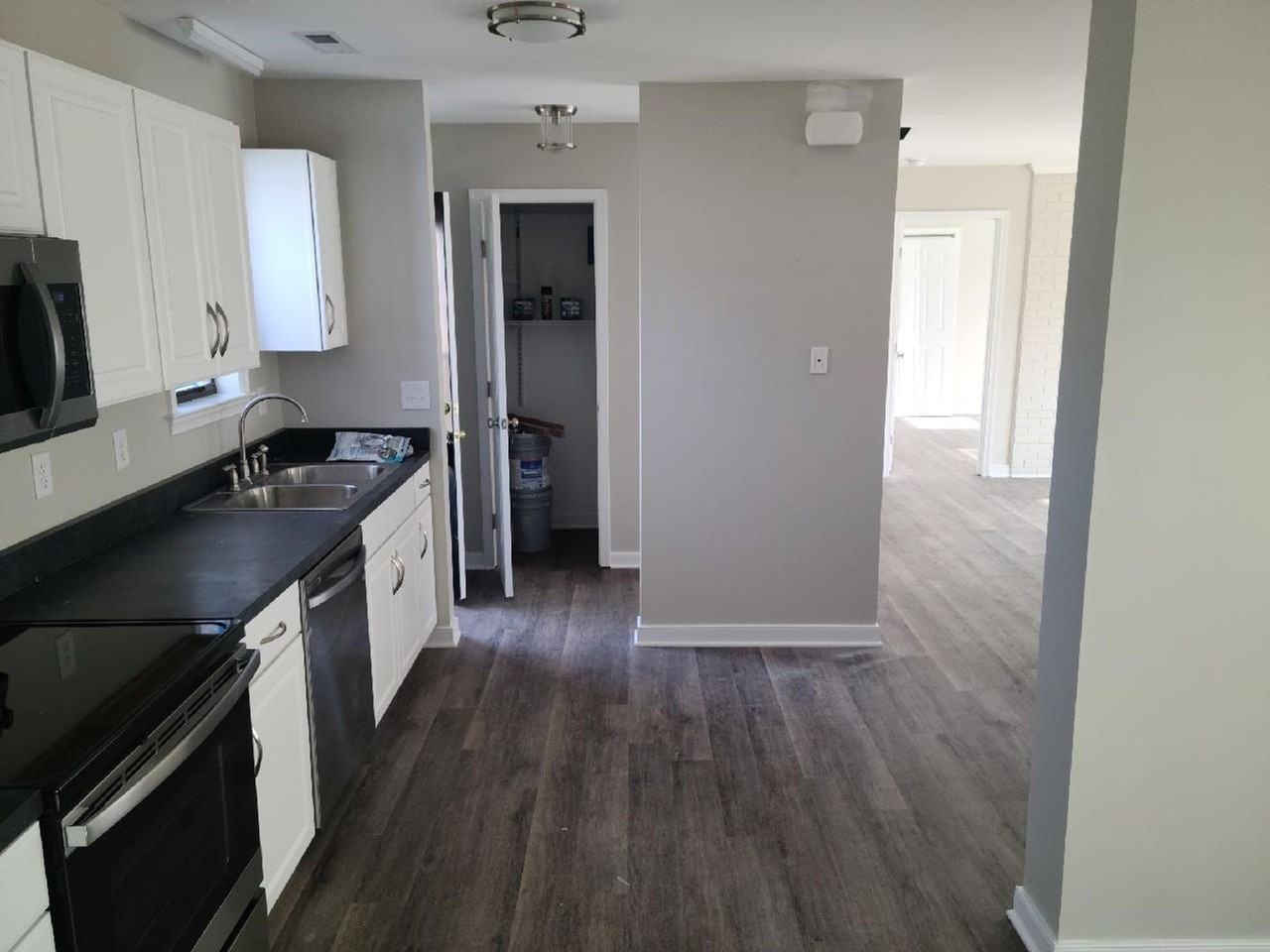 10725 Bethany Ridge Rd - Photo 6 of 8
