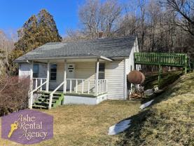 303 Burkett Ave - Photo 1 of 1