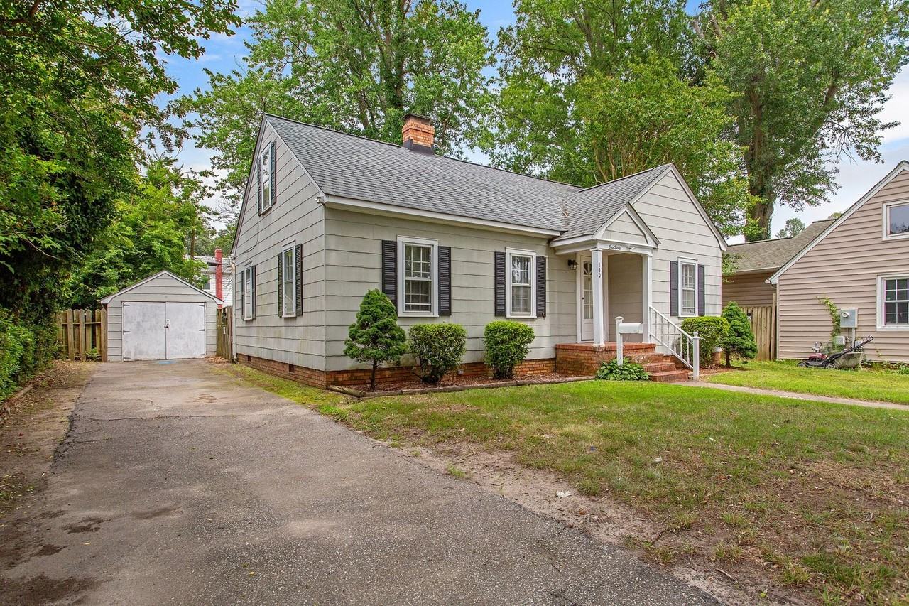 130 Wythe Crescent Dr - Photo 2 of 16