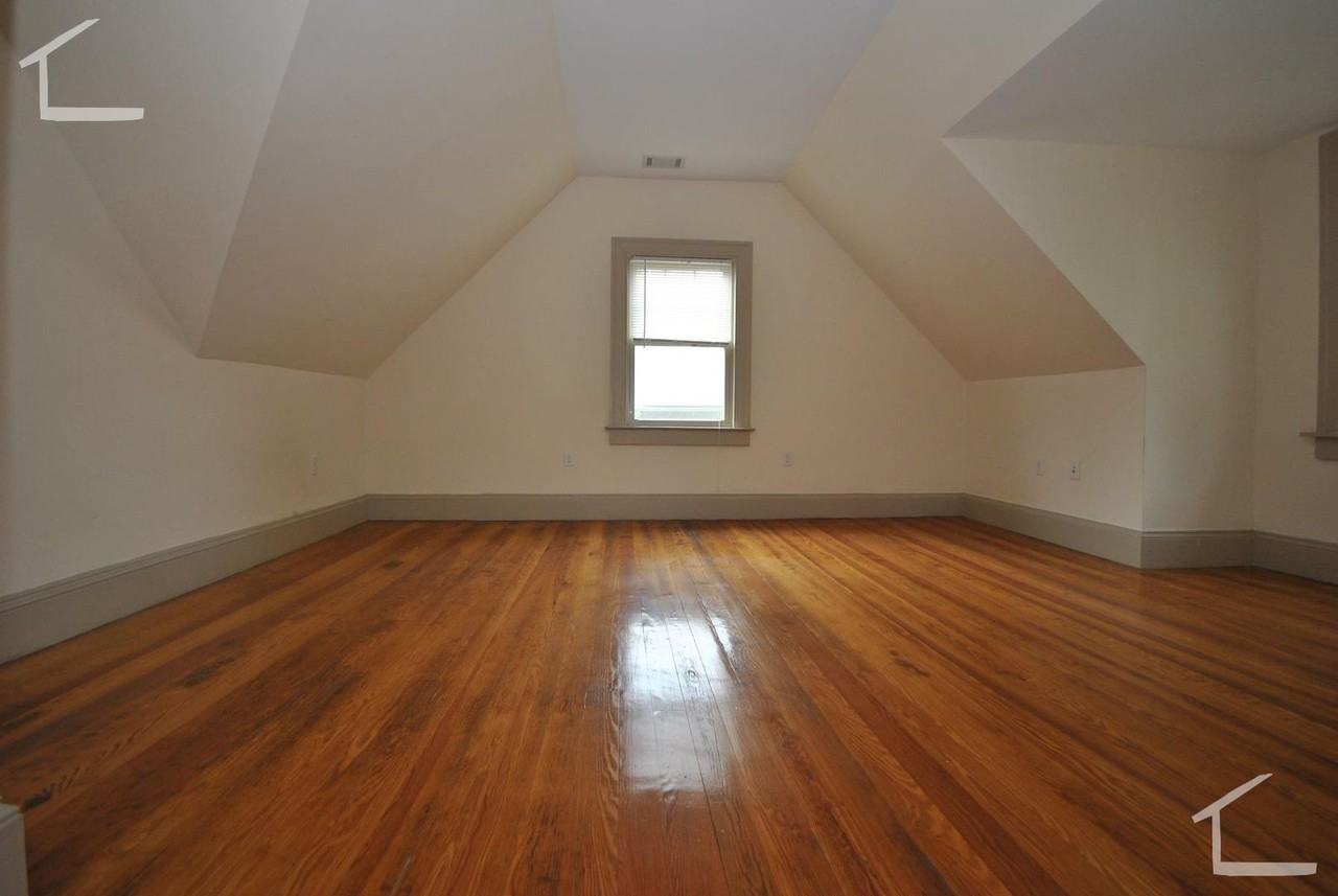 64 Englewood Ave - Photo 2 of 19