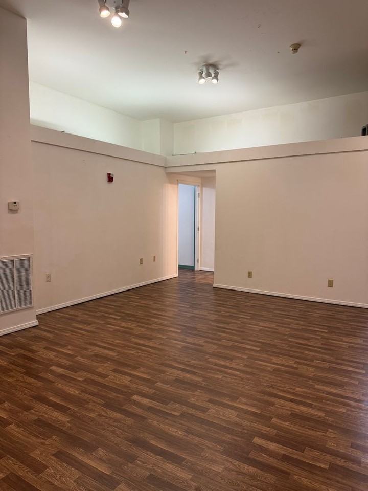 313 Park Central E #203 - Photo 4 of 13