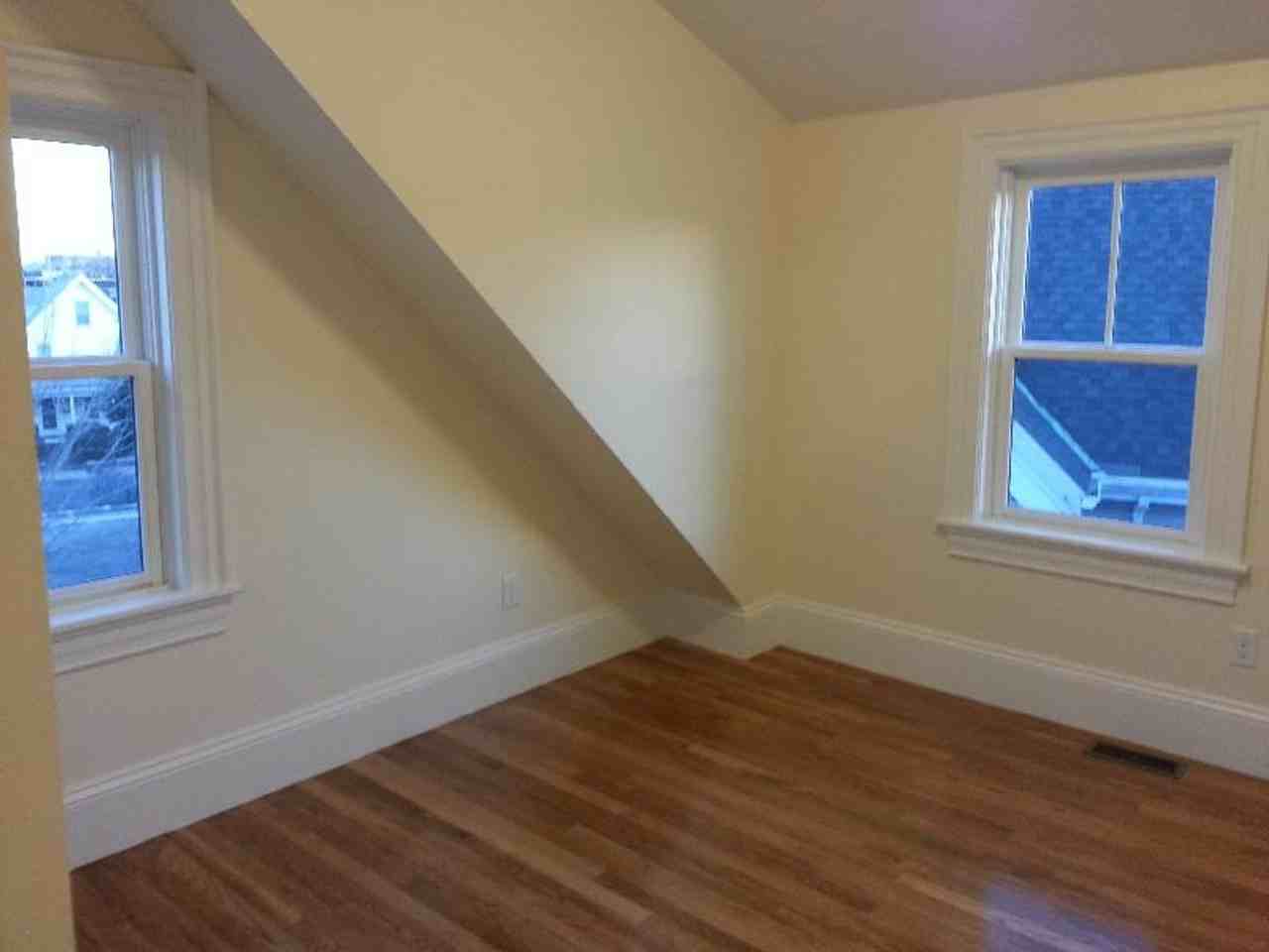 82 Minden Street - Photo 6 of 14